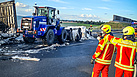 Feuerwehr bei ablöscharbeiten zusammen mit dem BRmG